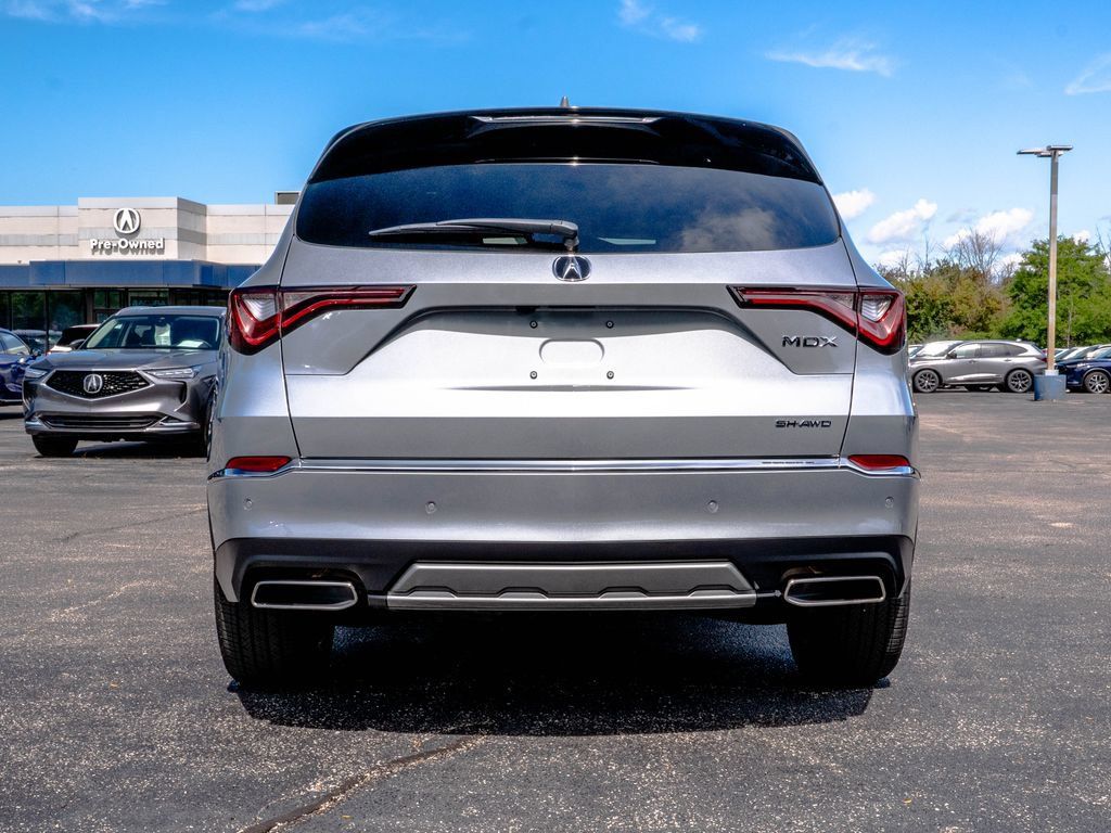 Certified 2026 Acura MDX w/ Technology Package AWD/4WD image 11