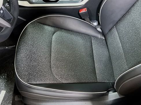 New 2025 Kia K4 GT-Line image 19