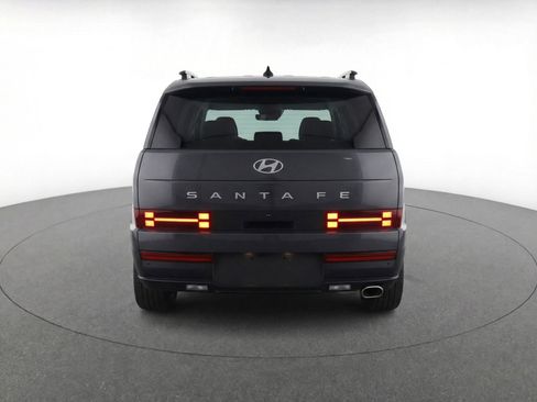 Used 2025 Hyundai Santa Fe SEL FWD image 7