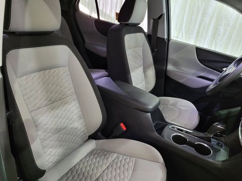 Used 2021 Chevrolet Equinox LT w/ LPO, Floor Liner Package image 58