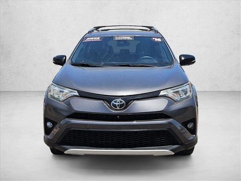Used 2016 Toyota RAV4 SE w/ Advanced Technology Package FWD image 2