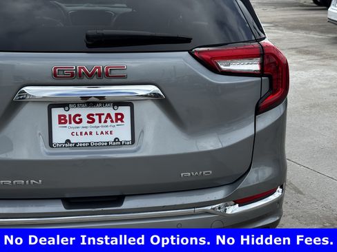 Used 2023 GMC Terrain Denali w/ Denali Premium Package AWD/4WD image 10