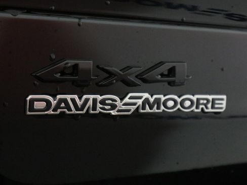 New 2025 Jeep Grand Cherokee L Limited w/ Black Appearance Package image 38