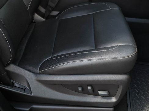 Certified 2018 GMC Yukon SLT w/ Open Road Package AWD/4WD image 34