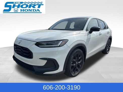 Used 2023 Honda HR-V Sport image 1