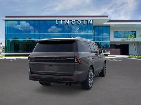 New 2025 Lincoln Navigator Black Label AWD/4WD image 8