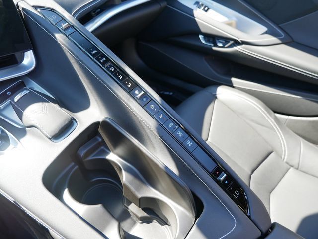 Used 2024 Chevrolet Corvette Stingray Coupe RWD image 17