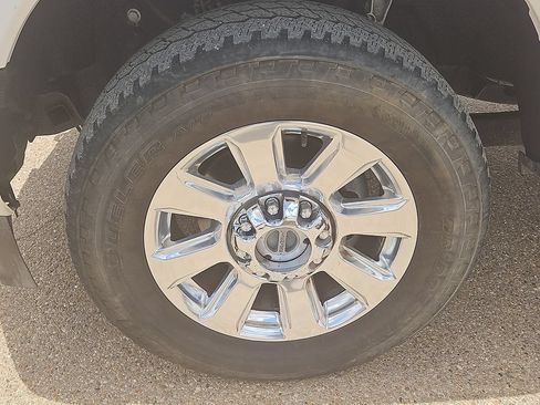 Used 2020 Ford F250 Platinum w/ FX4 Off-Road Package AWD/4WD image 14