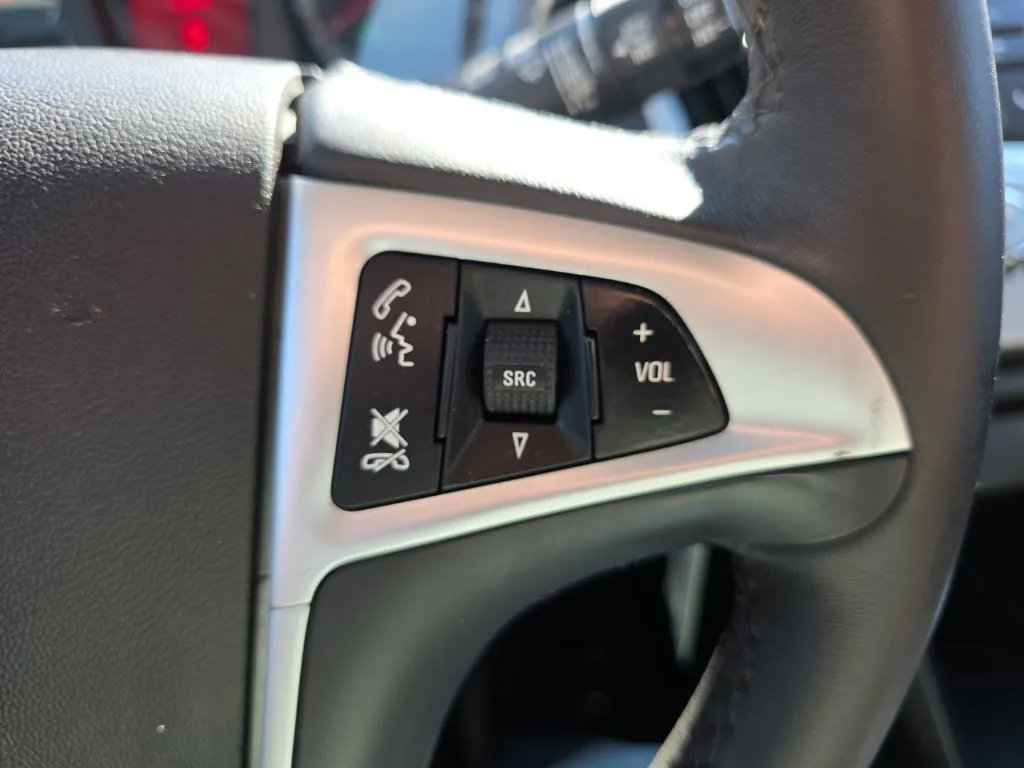 Used 2015 GMC Terrain SLT w/ Safety Package FWD image 24