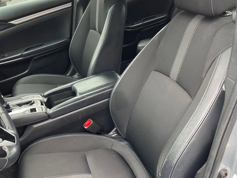 Used 2020 Honda Civic Sport image 6