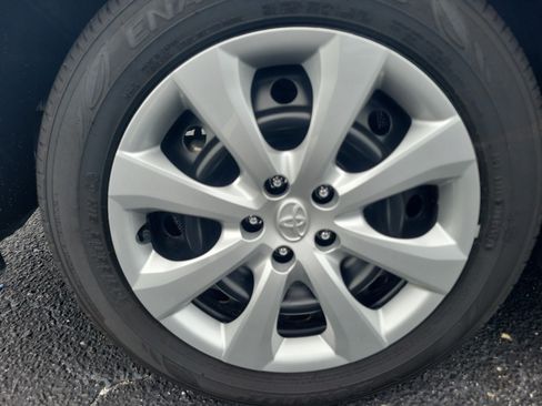 Certified 2025 Toyota Corolla LE FWD image 7