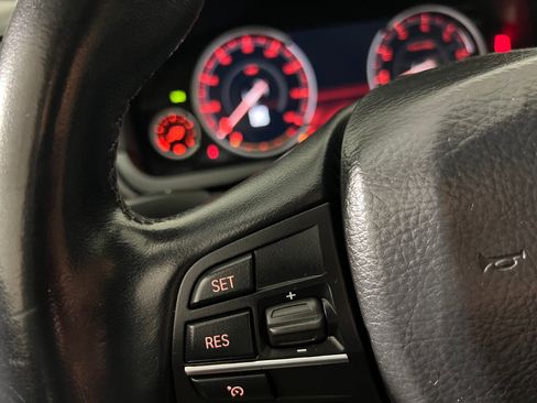 Used 2015 BMW 740Li image 13