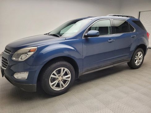 Used 2017 Chevrolet Equinox LT w/ Convenience Package AWD/4WD image 2