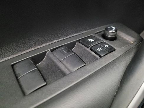 Used 2021 Toyota Corolla SE image 27