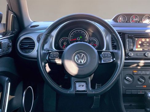 Used 2014 Volkswagen Beetle R-Line image 5