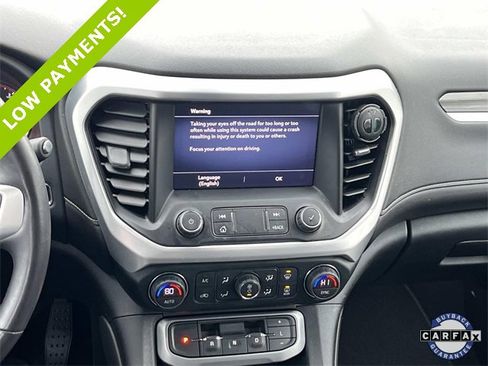 Used 2021 GMC Acadia SLT w/ Technology Package image 16