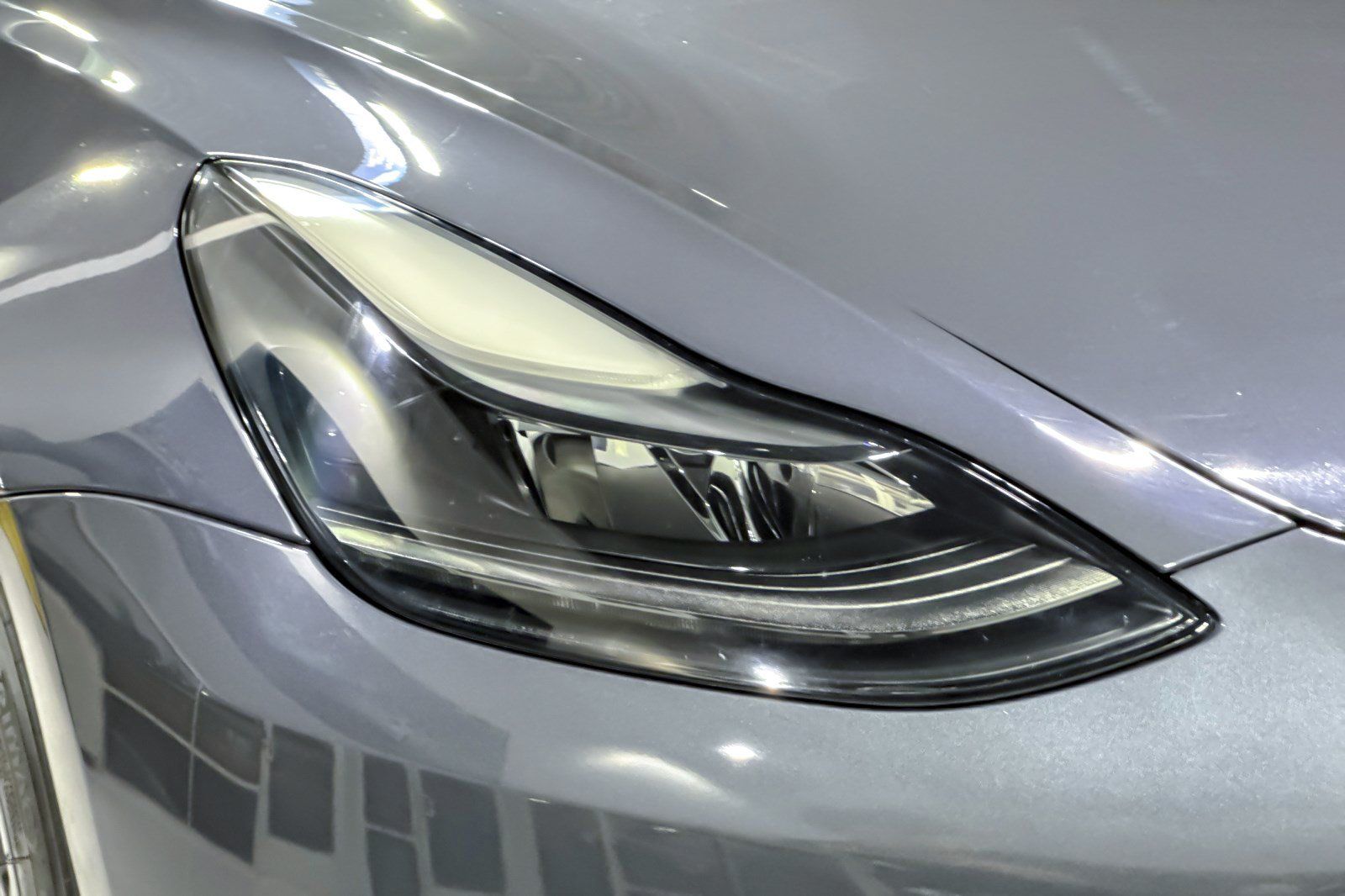 Used 2023 Tesla Model 3 Standard Range RWD image 12