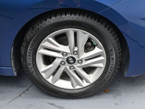 Used 2020 Hyundai Elantra Value Edition FWD image 32