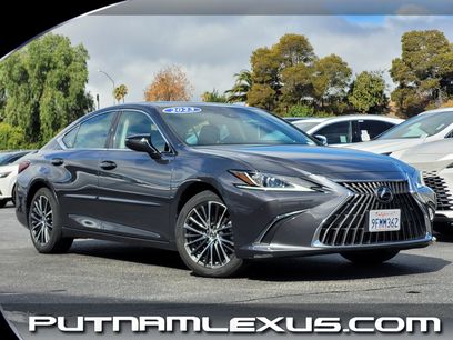 Used 2023 Lexus ES 300h w/ Premium Package
