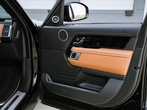 Used 2020 Land Rover Range Rover SV Autobiography Dynamic image 23