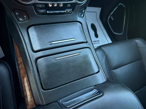 Used 2017 Chevrolet Tahoe Premier AWD/4WD image 26