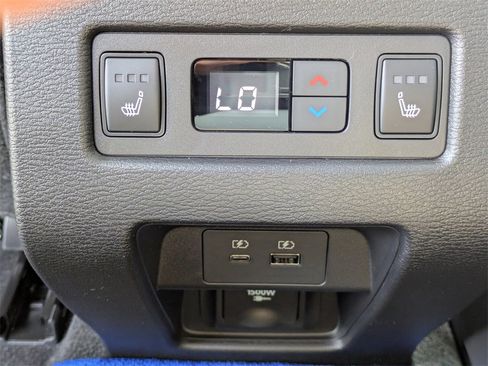 New 2025 Mitsubishi Outlander SEL image 15