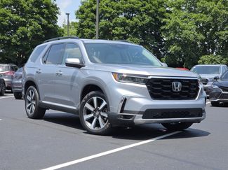 Certified 2023 Honda Pilot Touring video 2
