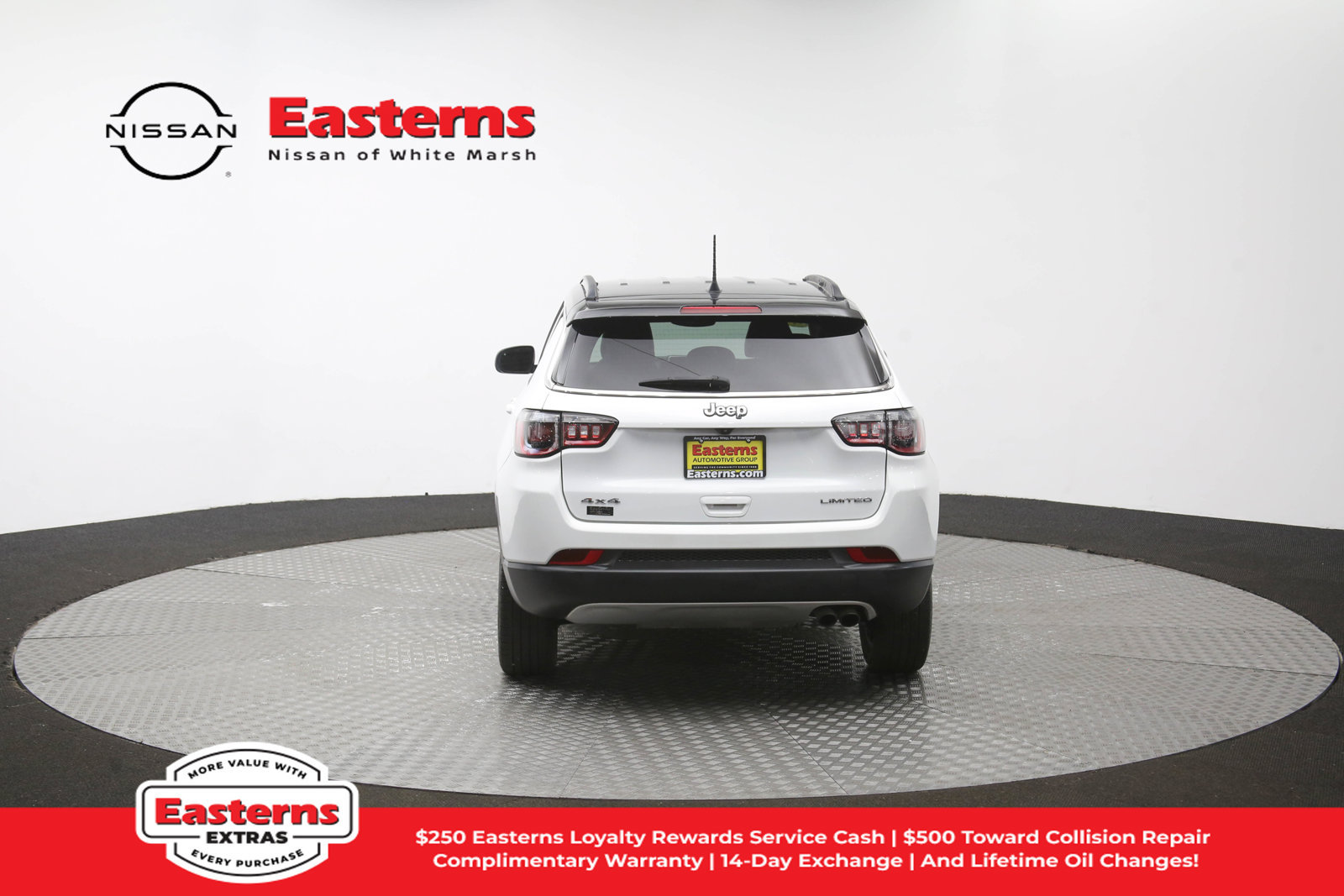 Used 2022 Jeep Compass Limited AWD/4WD image 35