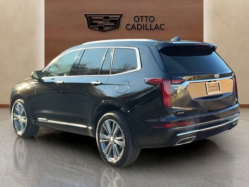 Certified 2025 Cadillac XT6 Premium Luxury image 3