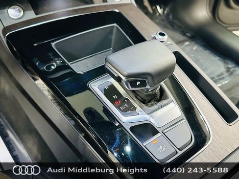 Certified 2023 Audi Q5 2.0T Premium w/ Convenience Package AWD/4WD image 15
