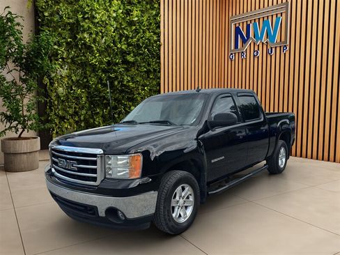 Used 2013 GMC Sierra 1500 SLE w/ Power Tech Package AWD/4WD image 3