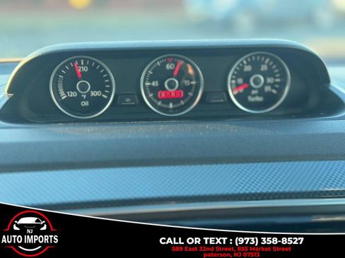 Used 2013 Volkswagen Beetle 2.0T image 24