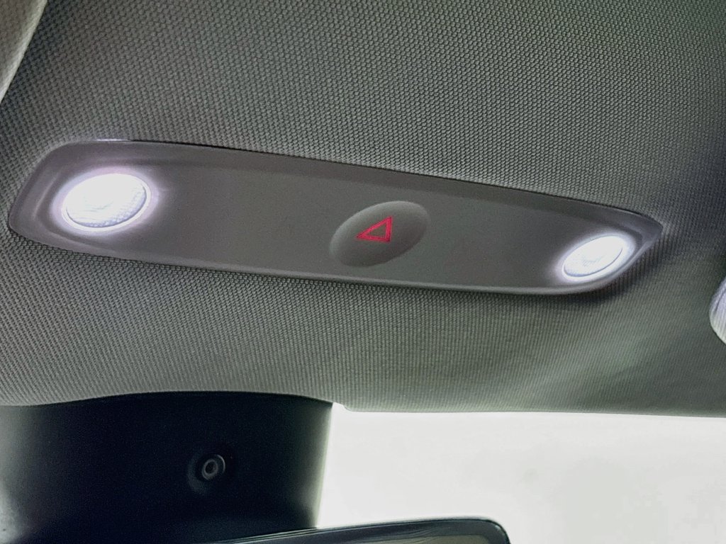 Used 2025 Tesla Model 3 Long Range RWD image 18