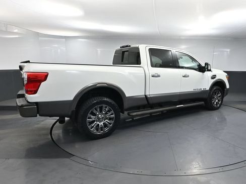 Used 2017 Nissan Titan Platinum Reserve AWD/4WD image 5