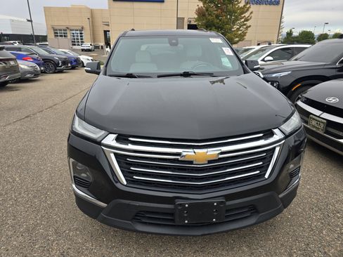 Used 2022 Chevrolet Traverse LT FWD image 20