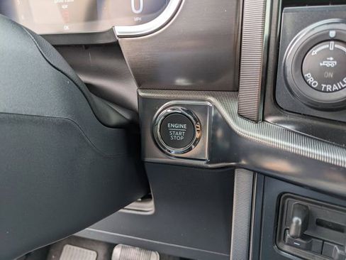 New 2025 Ford F150 Platinum w/ FX4 Off-Road Package image 26