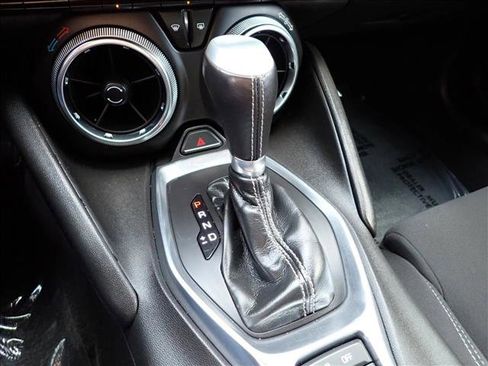 Used 2018 Chevrolet Camaro LT image 17