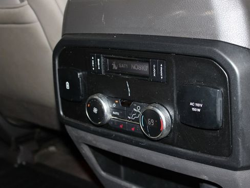 Used 2019 Ford Expedition Max Limited AWD/4WD image 34