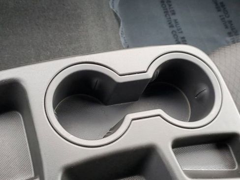 Used 2022 GMC Sierra 1500 SLE w/ LPO, GMC Protection Package image 18