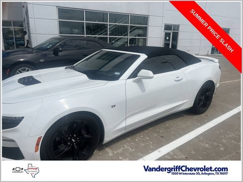 Used 2019 Chevrolet Camaro SS RWD image 1