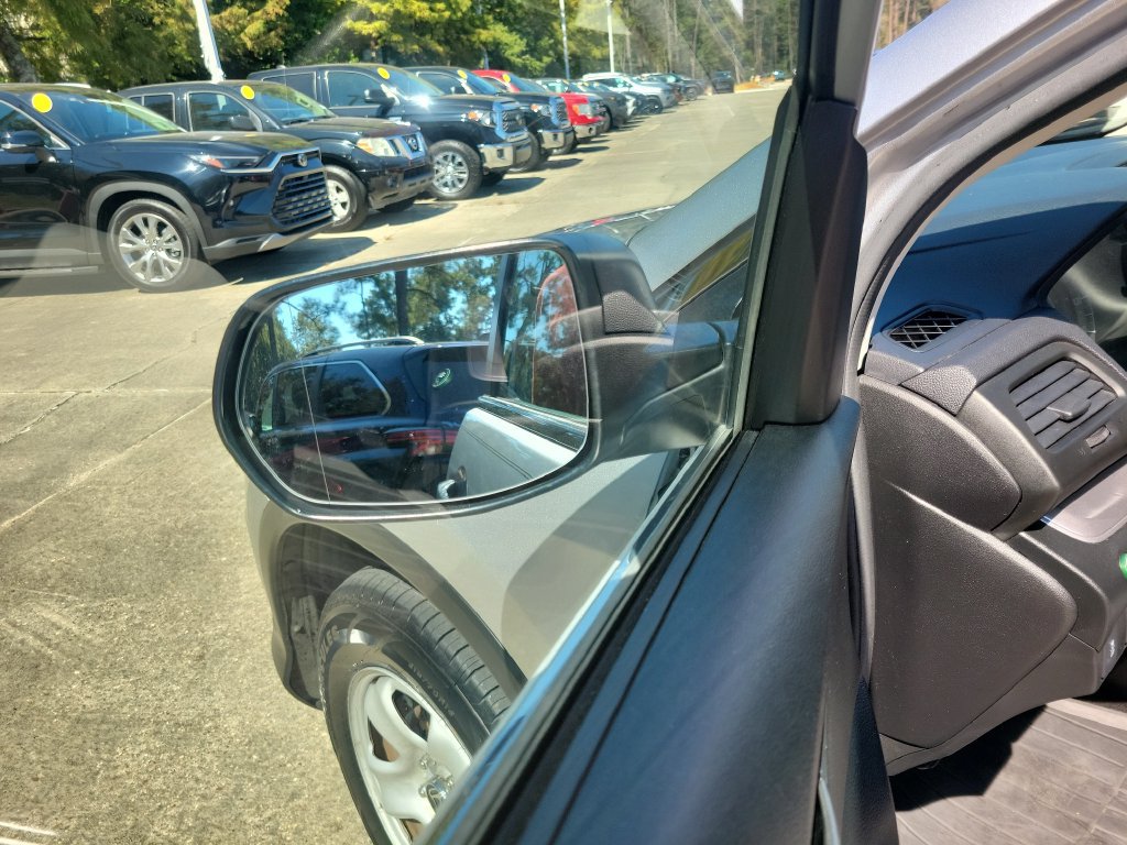 Used 2015 Honda CR-V LX image 12