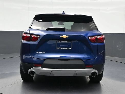 Used 2022 Chevrolet Blazer LT FWD image 4