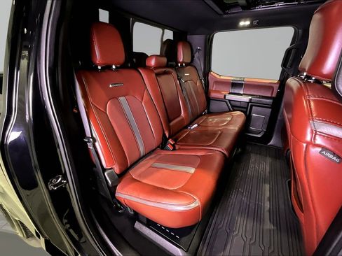 Used 2019 Ford F250 Platinum w/ Platinum Ultimate Package image 26