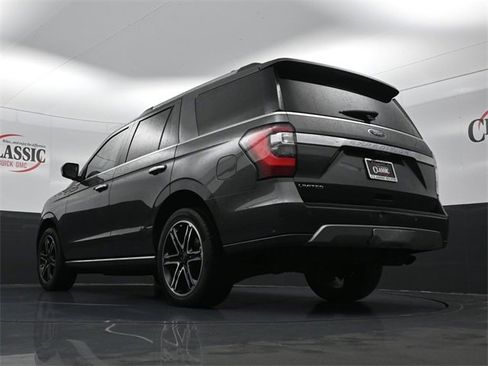 Used 2020 Ford Expedition Limited w/ Special Edition Package image 25