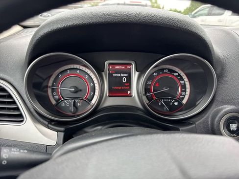 Used 2017 Dodge Journey Crossroad w/ Popular Equipment Group AWD/4WD image 17