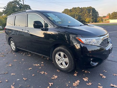 Used 2016 Nissan Quest SV FWD image 4