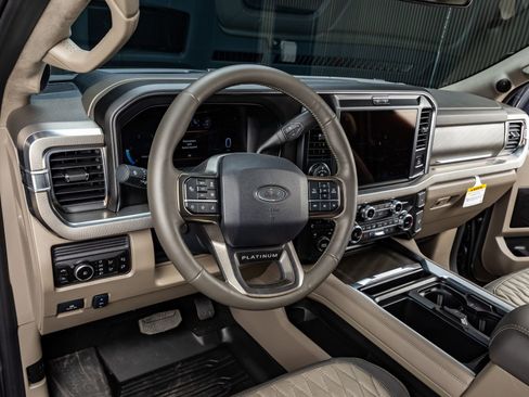Used 2026 Ford F450 Platinum w/ Platinum Plus Package image 17