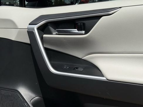 Used 2023 Toyota RAV4 XLE Premium FWD image 30