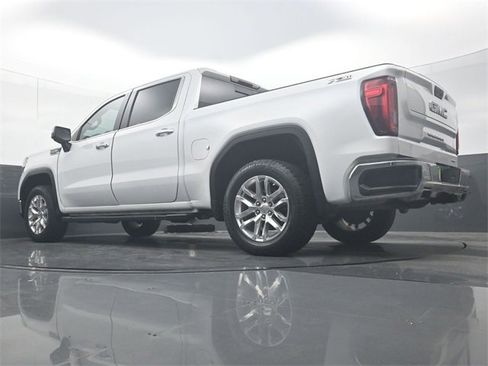 Used 2019 GMC Sierra 1500 SLT w/ SLT Premium Package image 30