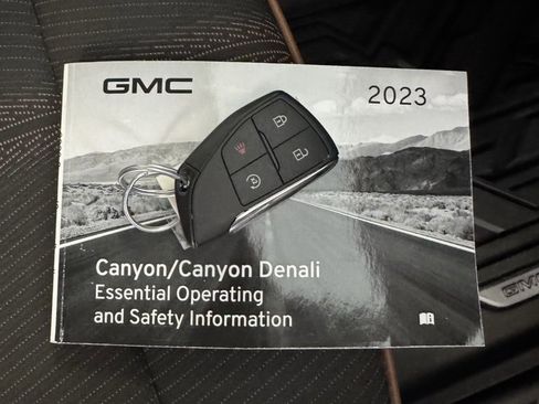Certified 2023 GMC Canyon AT4 image 29